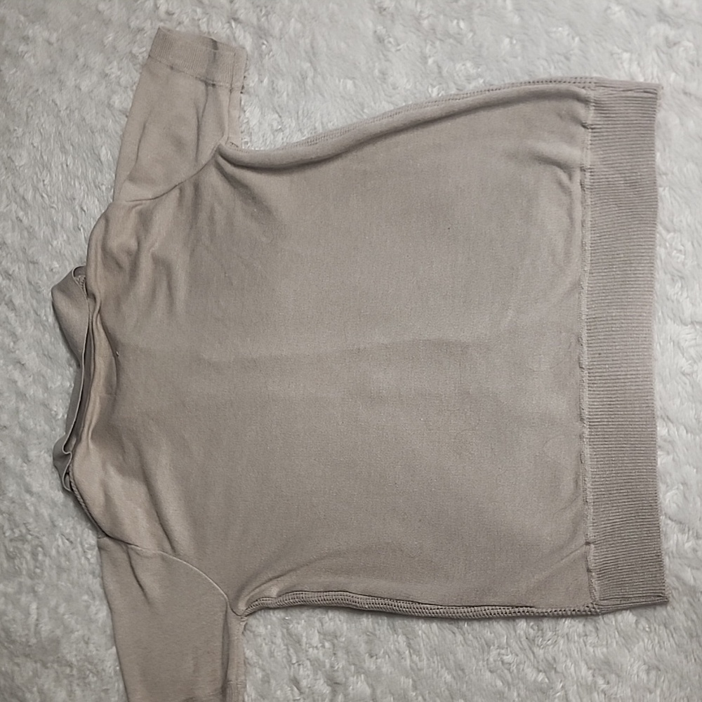 Beige Button-Up Shirt - Picture 7 of 8